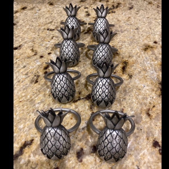 Pineapple 🍍 Napkin Rings / Napkin Holders (8) - Picture 3 of 3